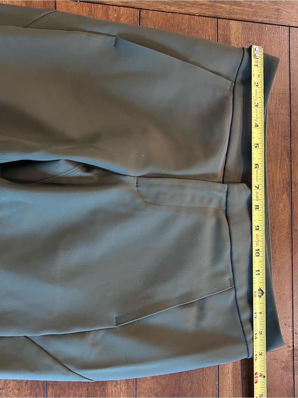 Athleta Stellar Flare Trouser Size 6 Petite Olive Green - Picture 10 of 15